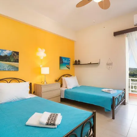 Sofia's & Amalia's House Corfu Дом отдыха *