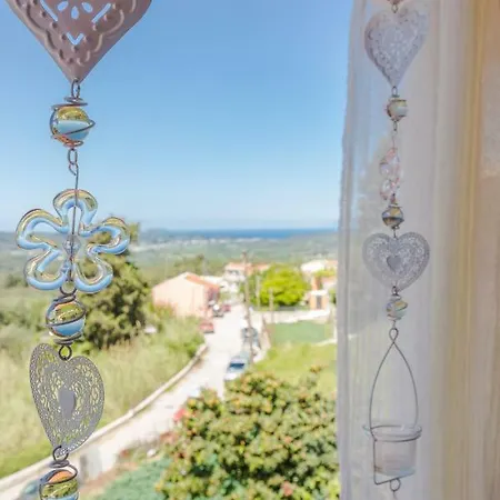 Sofia's & Amalia's House Corfu * Valanio