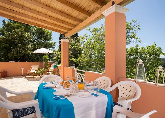 Sofia's & Amalia's House Corfu *